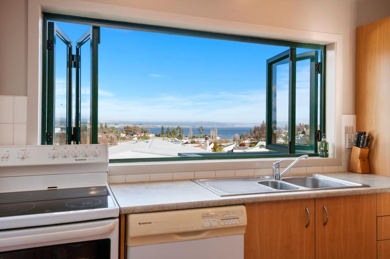 Kaihua Lookout - Taupo Holiday Home Εξωτερικό φωτογραφία