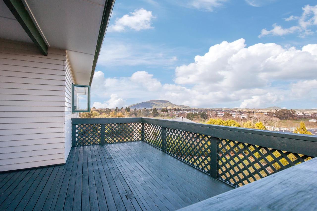 Kaihua Lookout - Taupo Holiday Home Εξωτερικό φωτογραφία
