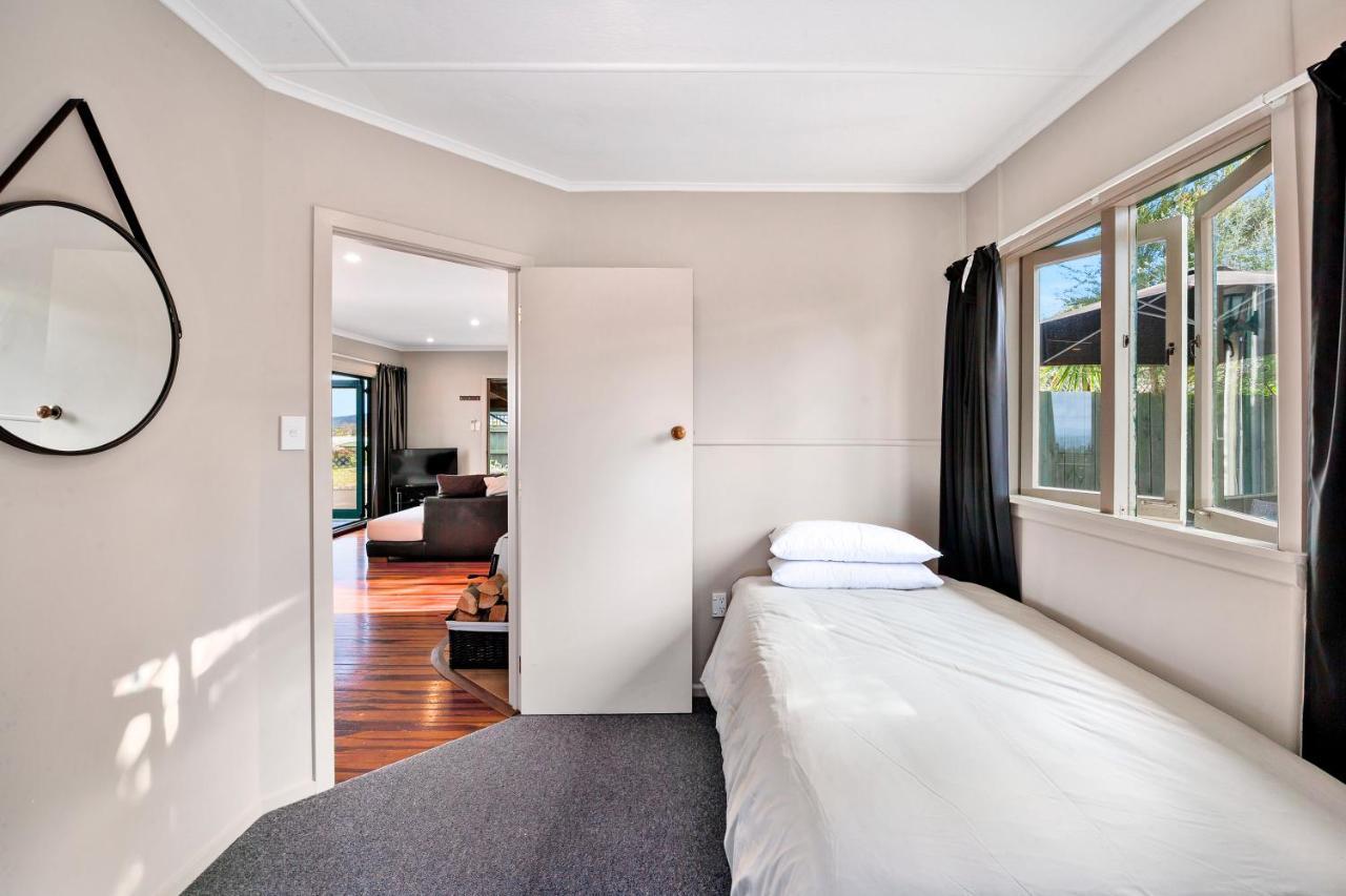 Kaihua Lookout - Taupo Holiday Home Εξωτερικό φωτογραφία