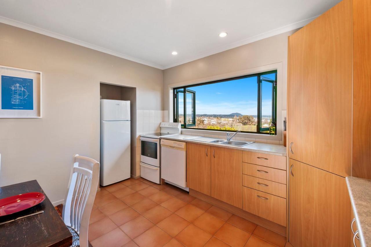 Kaihua Lookout - Taupo Holiday Home Εξωτερικό φωτογραφία
